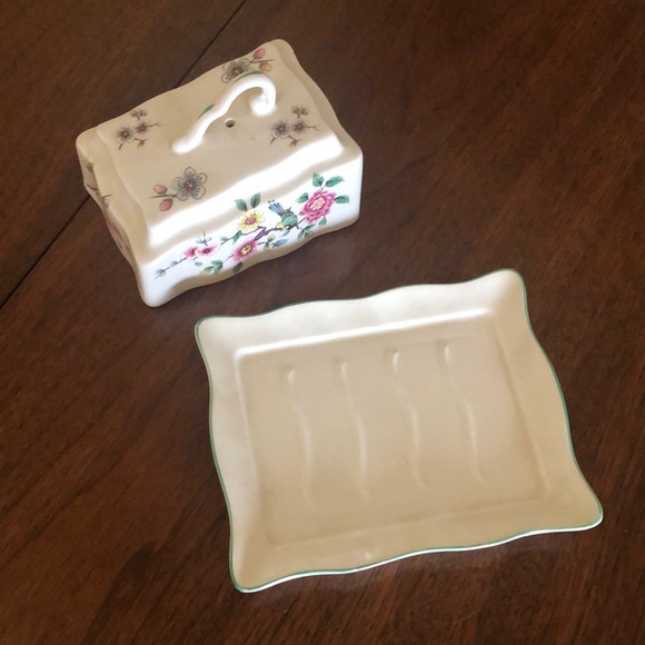 Butter Dish - Picture 1 of 10